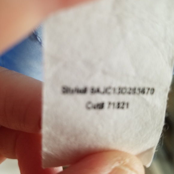 New Directions Petite Sleeveless Blouse - Picture 4 of 5